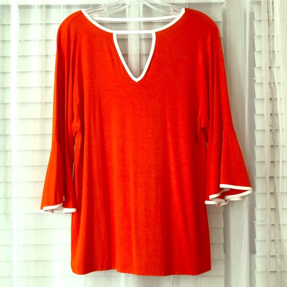 Katherine Barclay Tops - Bright blouse